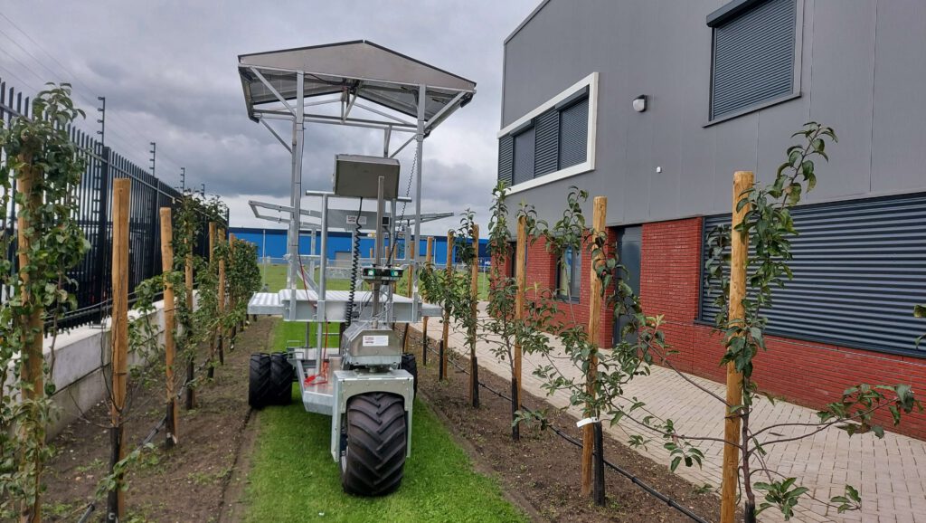 Fruitbuggy met zonnepanelen